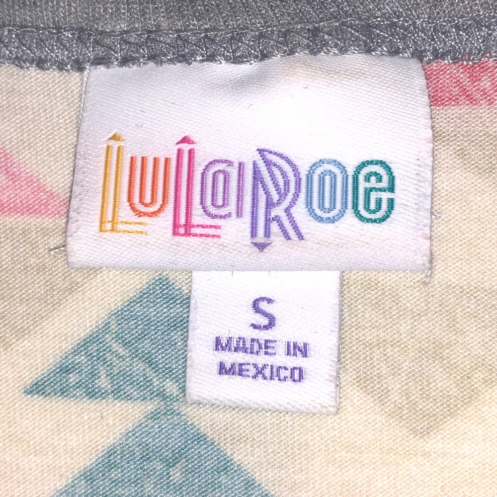 Lularoe Randy Tee - Picture 2 of 4